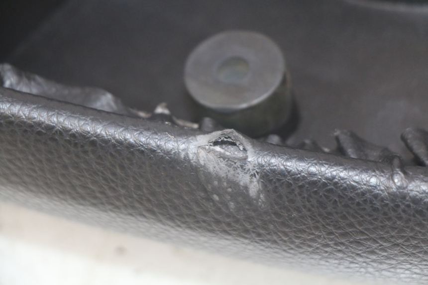 photo de SELLE PEUGEOT KISBEE 4T 50 (2018 - 2022) - Caratteristiche distintive