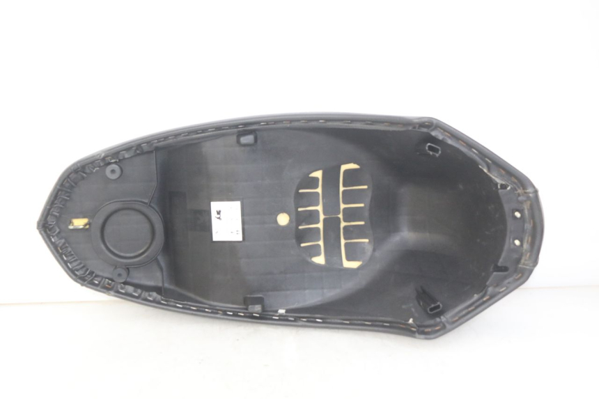 photo de SELLE PEUGEOT KISBEE 4T 50 (2018 - 2022) - Focus sulla struttura