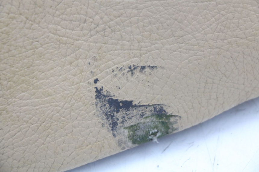 photo de SELLE PEUGEOT KISBEE 4T 50 (2010 - 2017) - Primo piano tecnico