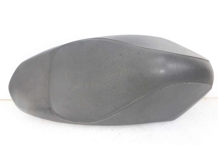 photo de SELLE PEUGEOT KISBEE 4T 50 (2018 - 2022) - Vista principale