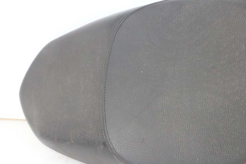 photo de SELLE PEUGEOT KISBEE 4T 50 (2018 - 2022) - Ispezione visiva dettagliata