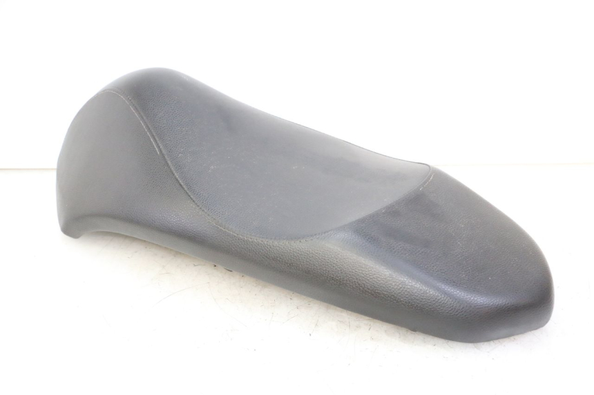 photo de SELLE PEUGEOT KISBEE 4T 50 (2018 - 2022) - Caratteristiche distintive