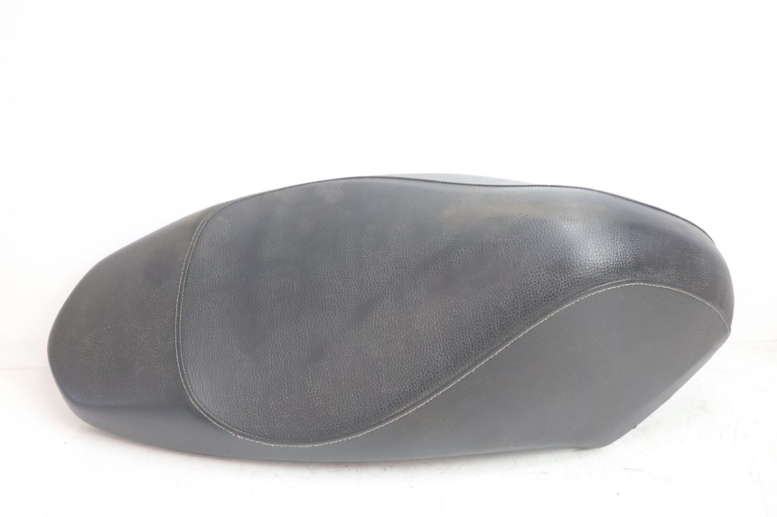 photo de SELLE PEUGEOT KISBEE 4T 50 (2018 - 2022) - Vista principale