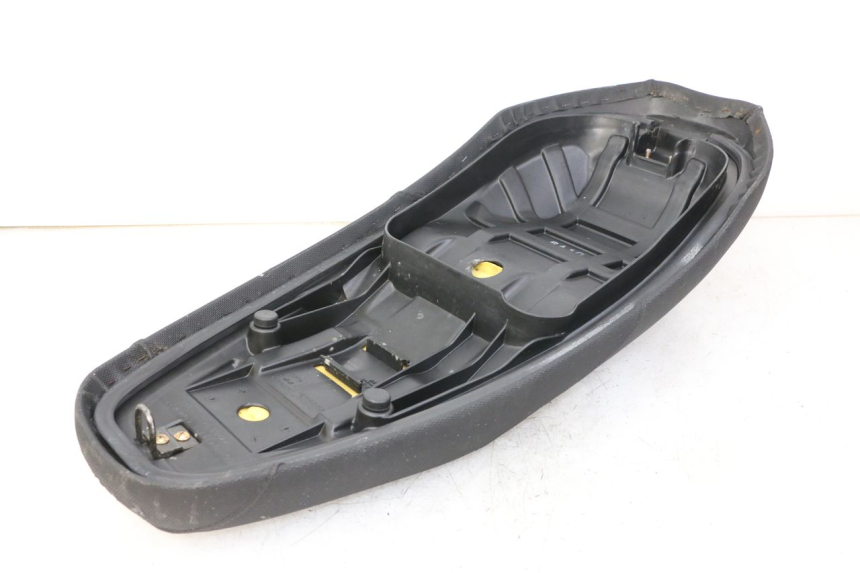 photo de SELLA KYMCO PEOPLE S 125 (2000 - 2008) - Primo piano tecnico