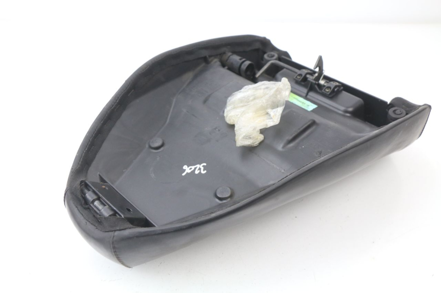 photo de SELLA PIAGGIO LIBERTY 4T 50 (2009 - 2015) - Caratteristiche distintive