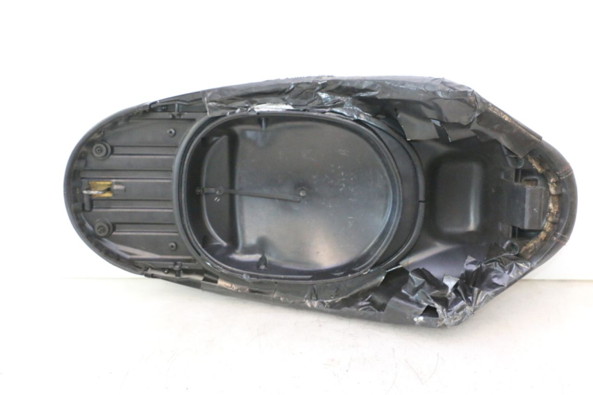 photo de SELLA PIAGGIO LIBERTY IGET 4T 50 (2021 - 2025) - Dettaglio del componente