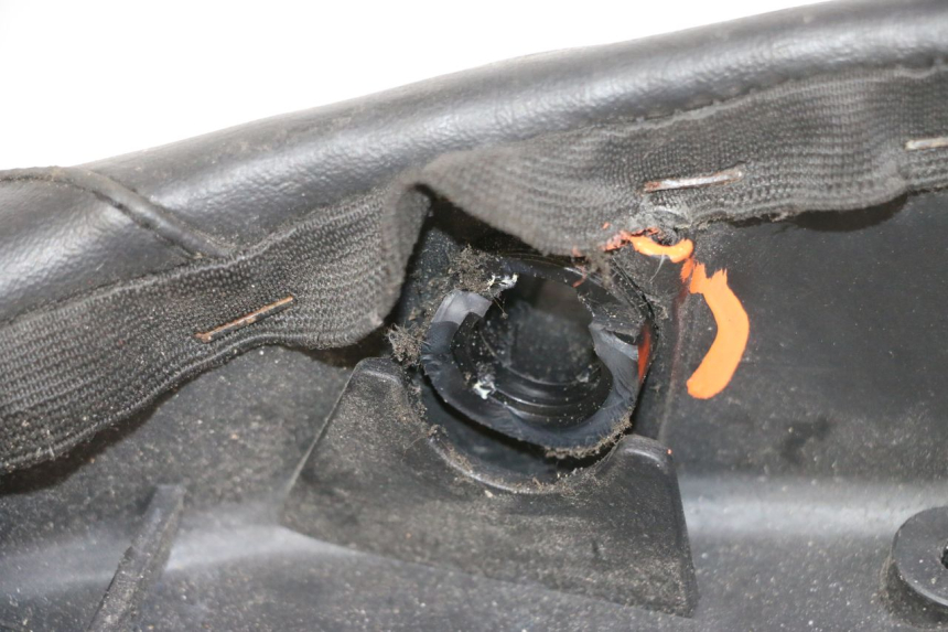 photo de SELLA PIAGGIO LIBERTY 125 (1998 - 2008) - Zoom sullo stato d'uso