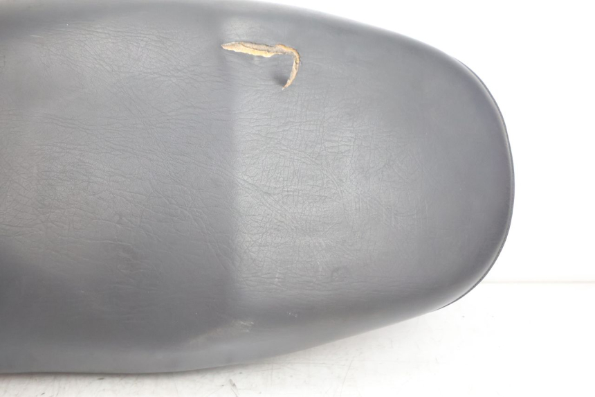 photo de SELLA PIAGGIO LIBERTY 125 (1998 - 2008) - Zoom sullo stato d'uso