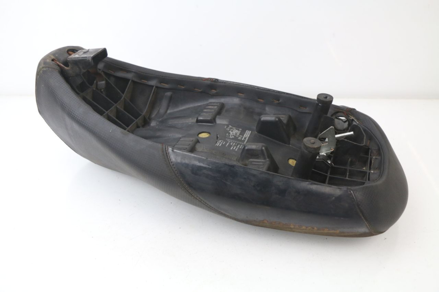 photo de SELLA PEUGEOT LUDIX BLASTER 50 (2006 - 2014) - Altra vista dell'articolo