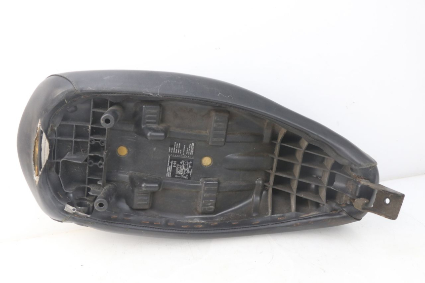 photo de SELLE PEUGEOT LUDIX 50 (2008 - 2017) - Primo piano tecnico