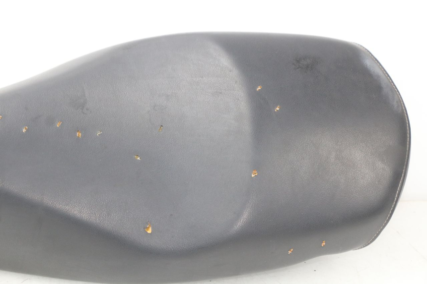 photo de SELLE PEUGEOT LUDIX 50 (2008 - 2017) - Caratteristiche distintive