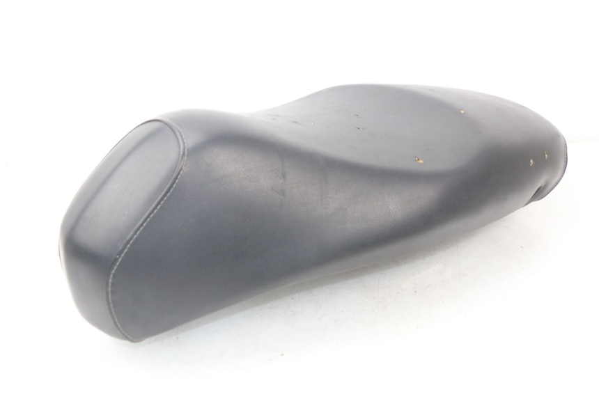 photo de SELLE PEUGEOT LUDIX 50 (2008 - 2017) - Stato della superficie e materiale
