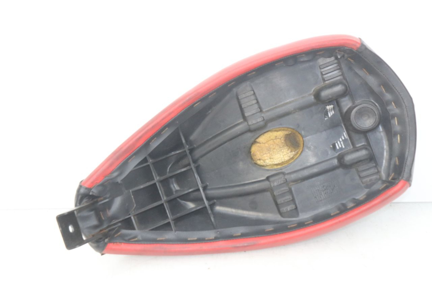 photo de SELLE PEUGEOT LUDIX 50 (2008 - 2017) - Ricambio usato controllato