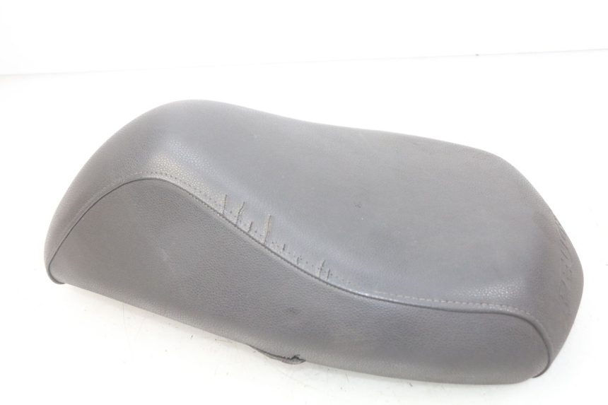 photo de SELLE PEUGEOT LUDIX 50 (2008 - 2017) - Dettagli dei punti di fissaggio