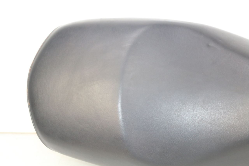 photo de SELLE PEUGEOT LUDIX 50 (2005 - 2007) - Dettaglio del componente