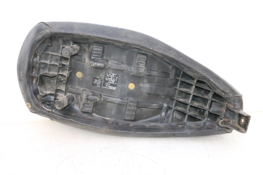 photo de SELLE PEUGEOT LUDIX 50 (2005 - 2007) - Dettaglio del componente