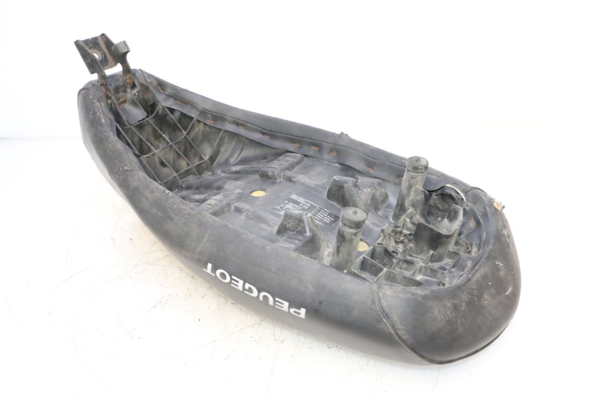 photo de SELLE PEUGEOT LUDIX 50 (2005 - 2007) - Primo piano tecnico