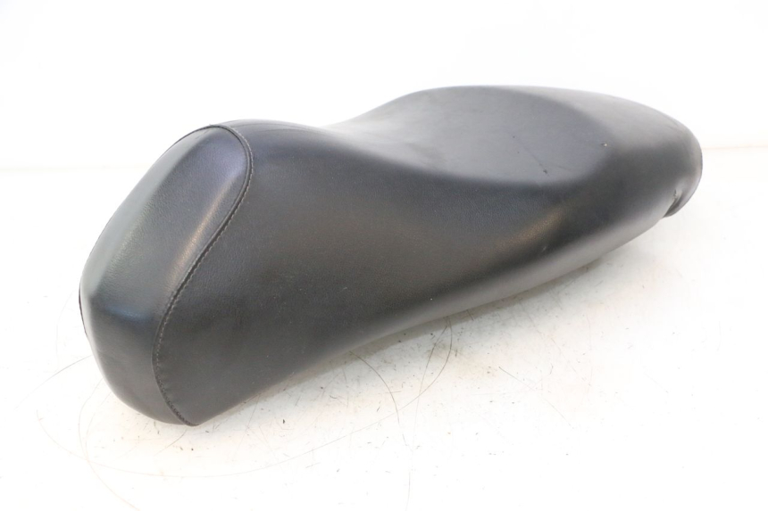 photo de SELLE PEUGEOT LUDIX 50 (2008 - 2017) - Primo piano ad alta risoluzione
