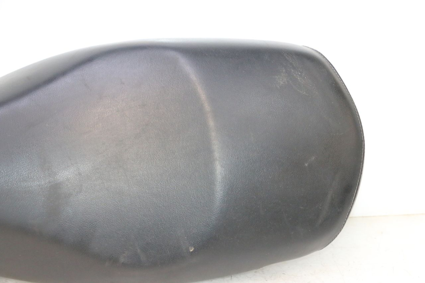 photo de SELLE PEUGEOT LUDIX 50 (2008 - 2017) - Ispezione visiva dettagliata