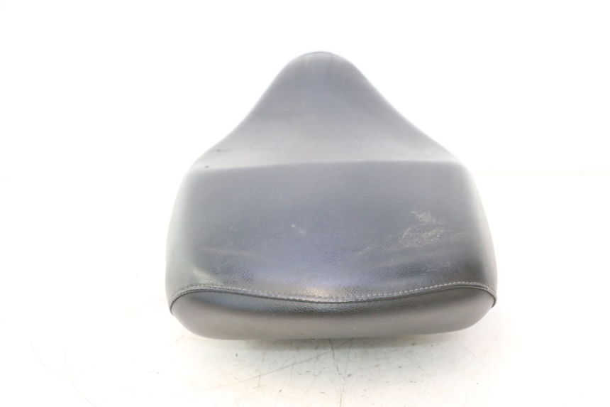 photo de SELLE PEUGEOT LUDIX 50 (2008 - 2017) - Marcature e riferimenti originali