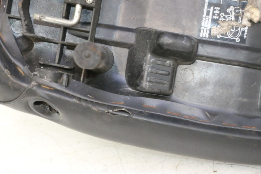 photo de SELLE PEUGEOT LUDIX 50 (2005 - 2007) - Altra angolazione
