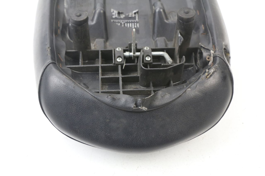 photo de SELLA PEUGEOT LUDIX ONE 50 (2004 - 2006) - Primo piano tecnico