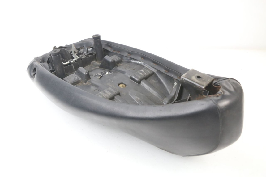 photo de SELLA PEUGEOT LUDIX ONE 50 (2004 - 2006) - Stato della superficie e materiale