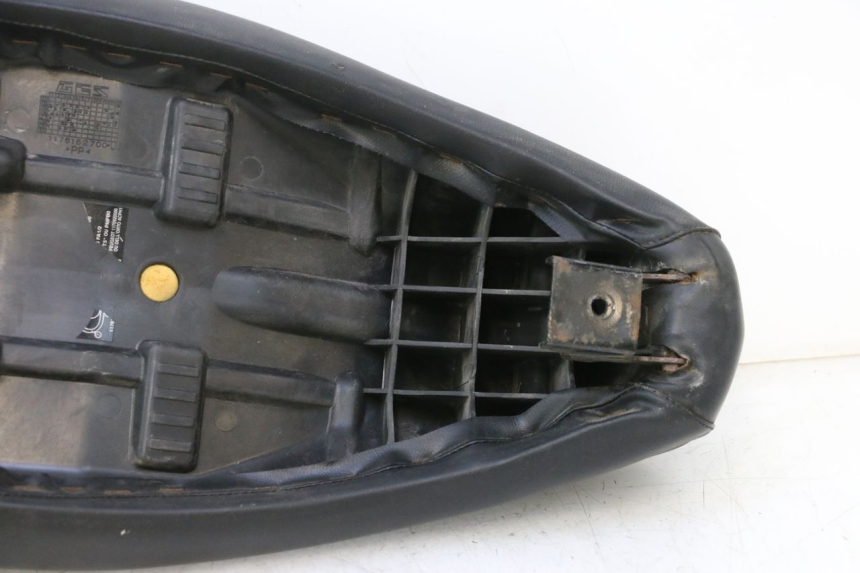 photo de SELLA PEUGEOT LUDIX ONE 50 (2004 - 2013) - Marcature e riferimenti originali
