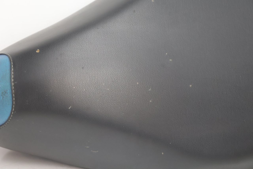 photo de SELLA PEUGEOT LUDIX ONE 50 (2004 - 2013) - Zoom sullo stato d'uso