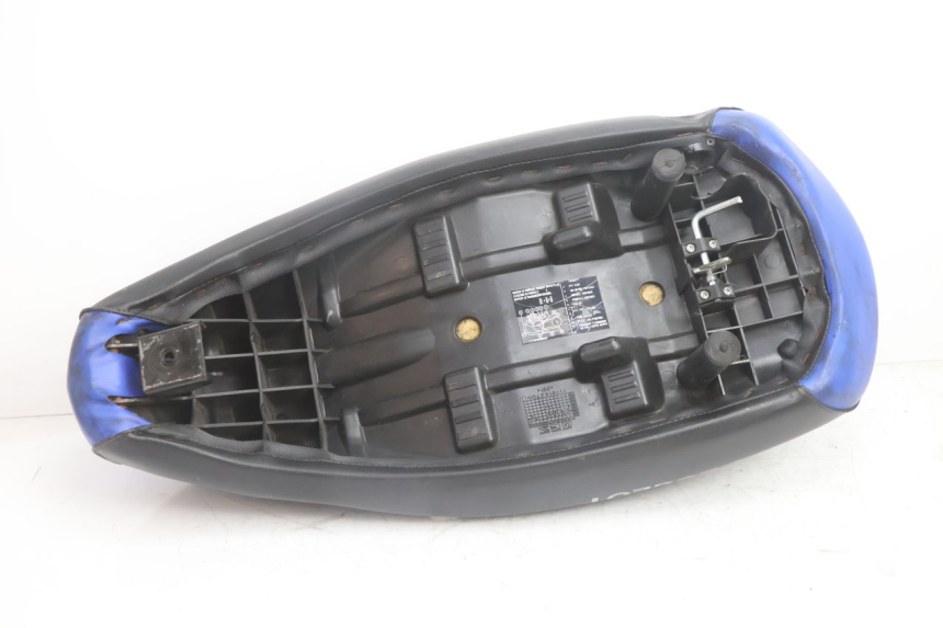 photo de SELLA PEUGEOT LUDIX ONE 50 (2004 - 2013) - Marcature e riferimenti originali