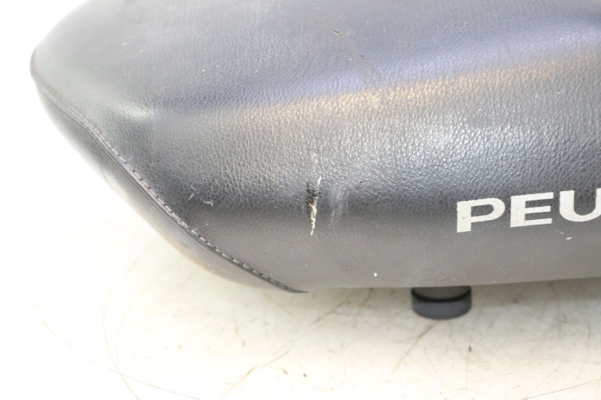 photo de SELLA PEUGEOT LUDIX ONE 50 (2004 - 2006) - Altra vista dell'articolo