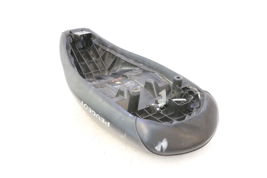 photo de SELLA PEUGEOT LUDIX ONE 50 (2004 - 2006) - Primo piano tecnico