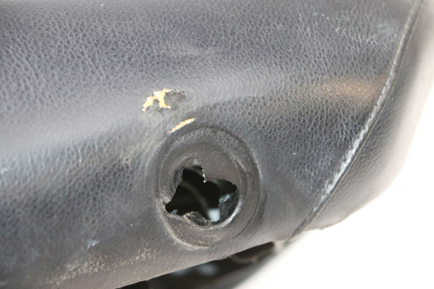 photo de SELLA PEUGEOT LUDIX ONE 50 (2004 - 2006) - Stato della superficie e materiale
