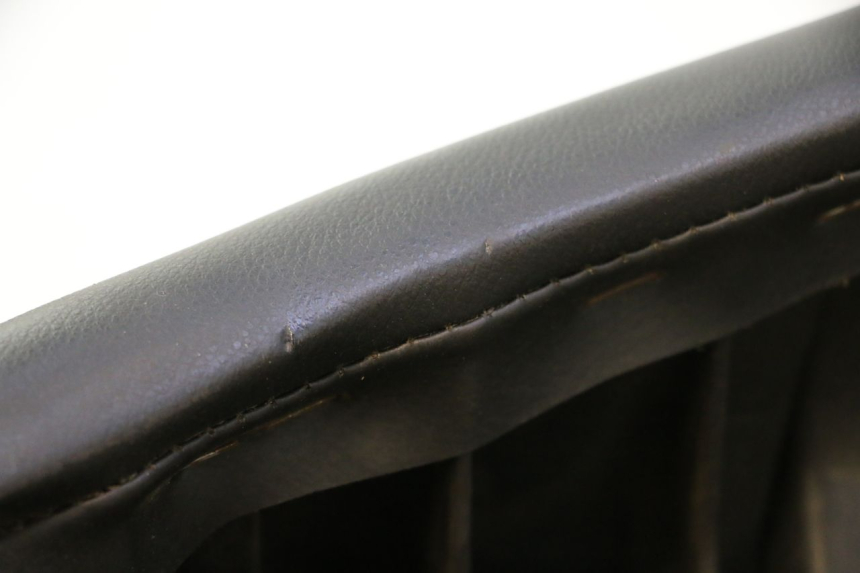 photo de SELLA PEUGEOT LUDIX SNAKE 2T 50 (2004 - 2014) - Dettaglio del componente