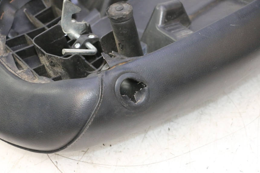 photo de SELLA PEUGEOT LUDIX SNAKE 2T 50 (2004 - 2014) - Foto prodotto supplementare