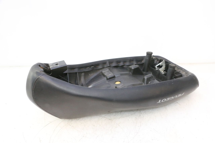 photo de SELLA PEUGEOT LUDIX SNAKE 2T 50 (2004 - 2014) - Dettagli dei punti di fissaggio