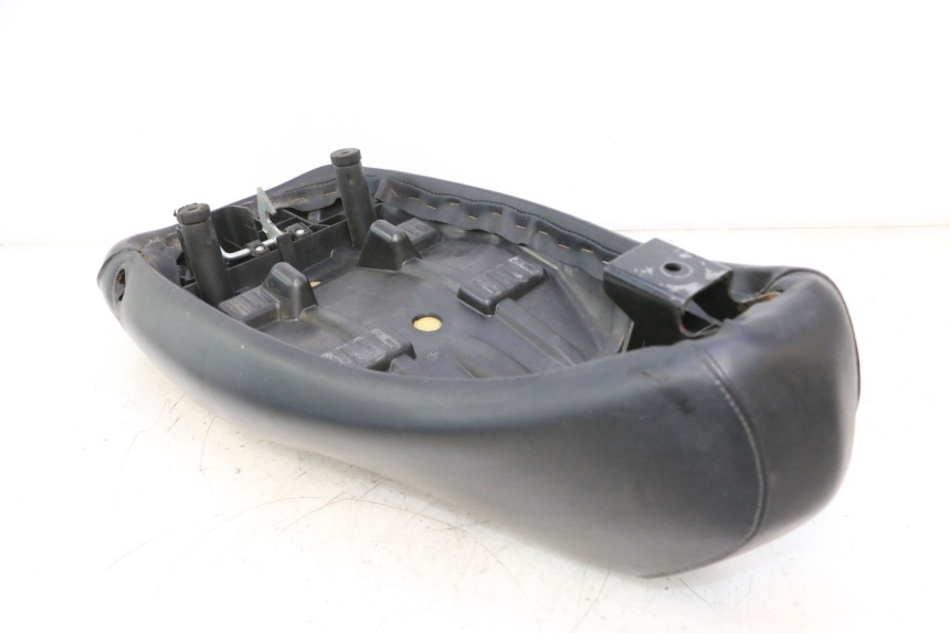 photo de SELLA PEUGEOT LUDIX SNAKE 2T 50 (2004 - 2014) - Marcature e riferimenti originali