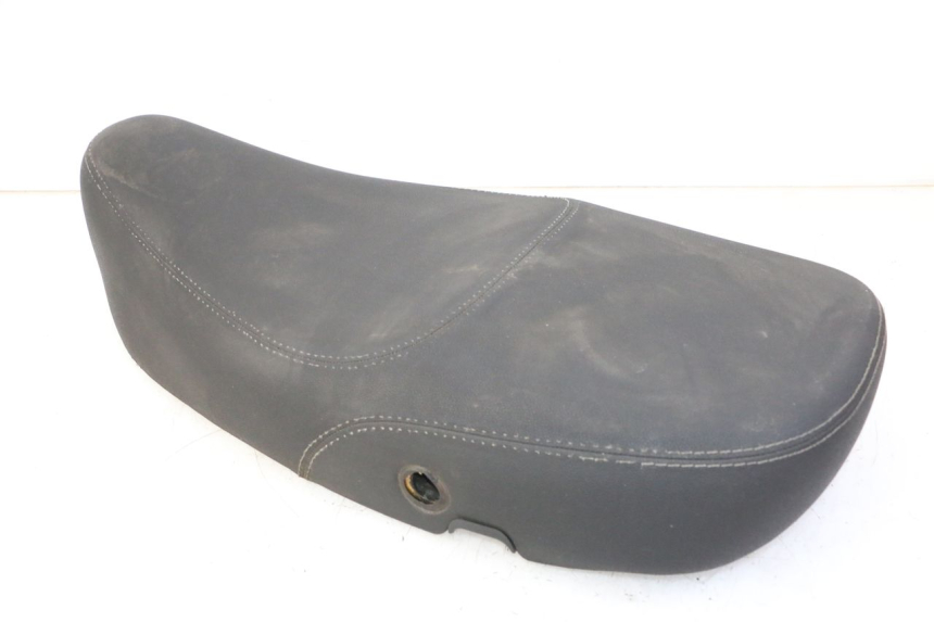 photo de SELLA PIAGGIO LXV 4T 50 (2009 - 2013) - Dettaglio del componente