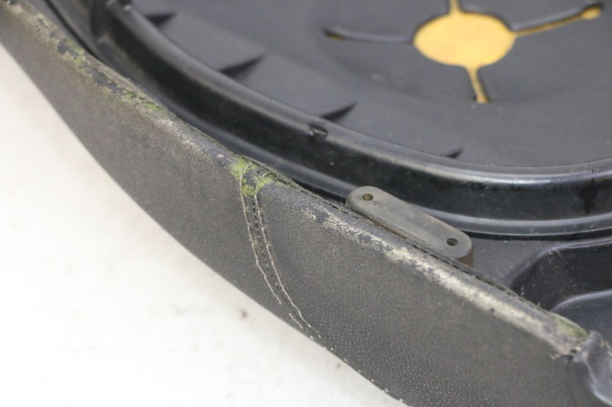 photo de SELLA PIAGGIO LXV 4T 50 (2009 - 2013) - Zoom sui componenti