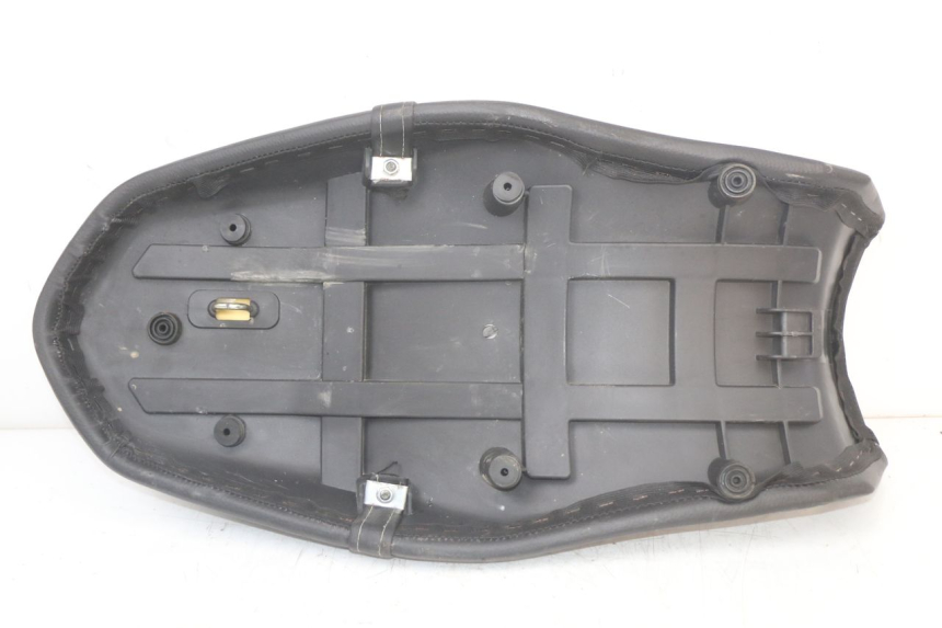 photo de SELLA MASAI SCRAMBLER SPORT 125 (2021 - 2025) - Dettagli dei punti di fissaggio