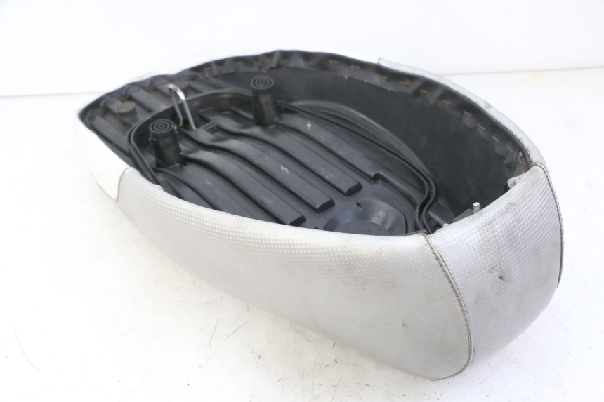 photo de SELLE MBK BOOSTER SPIRIT NAKED 50 (2004 - 2017) - Altra angolazione