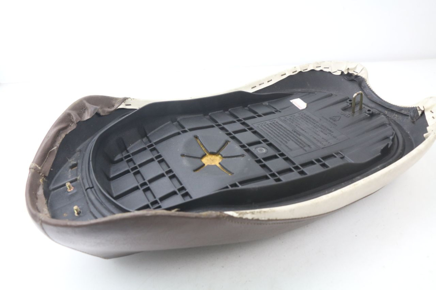 photo de SELLA SYM MIO 50 (2005 - 2010) - Zoom sullo stato d'uso