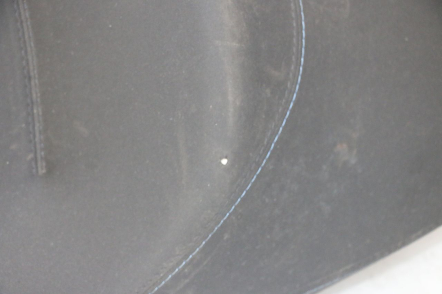 photo de SELLA PIAGGIO MP3 HPE 310 (2024 - 2025) - Panoramica del profilo