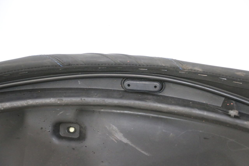 photo de SELLA PIAGGIO MP3 HPE 310 (2024 - 2025) - Ricambio usato controllato