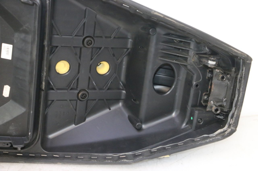 photo de SELLA PIAGGIO MP3 HPE 530 (2022 - 2026) - Ispezione visiva dettagliata