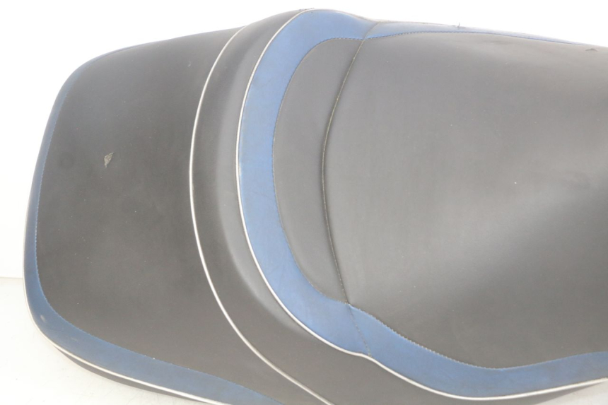 photo de SELLE PIAGGIO MP3 LT 400 (2007 - 2012) - Dettagli dei punti di fissaggio