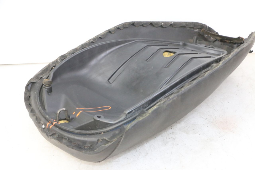 photo de SELLE PIAGGIO MP3 LT 400 (2007 - 2012) - Primo piano tecnico