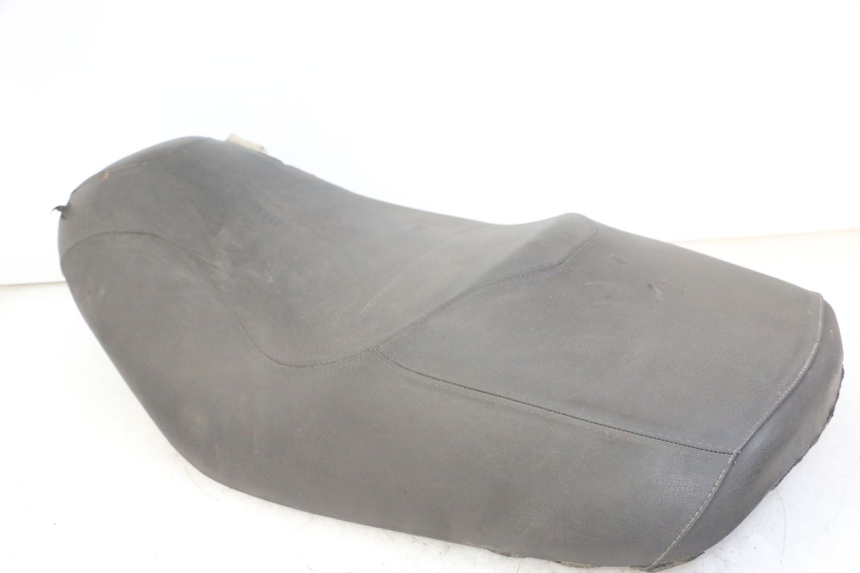 photo de SELLE PIAGGIO MP3 LT 400 (2007 - 2012) - Dettagli dei punti di fissaggio