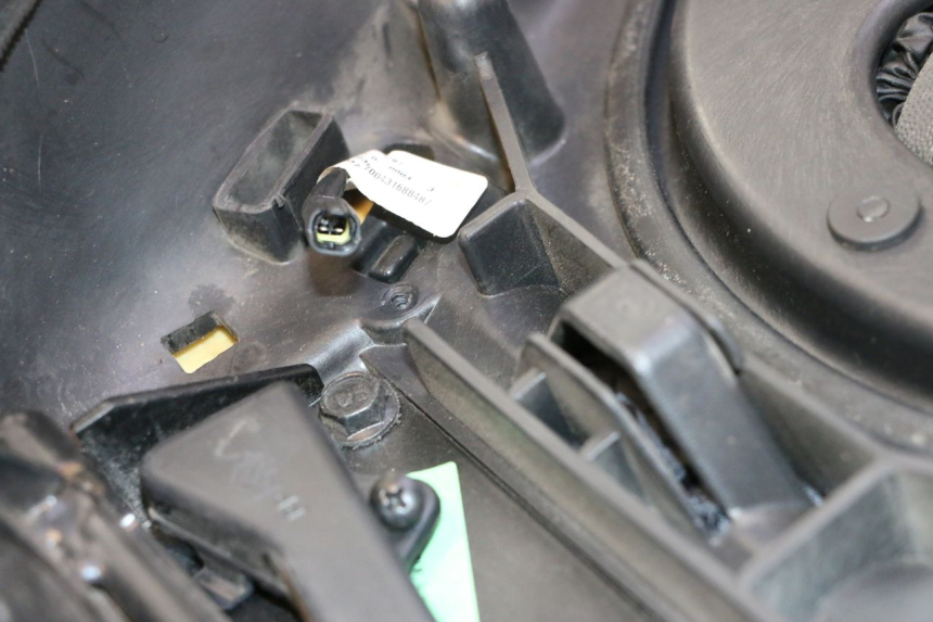 photo de SELLA PIAGGIO MP3 LT 300 (2010 - 2016) - Dettaglio del componente