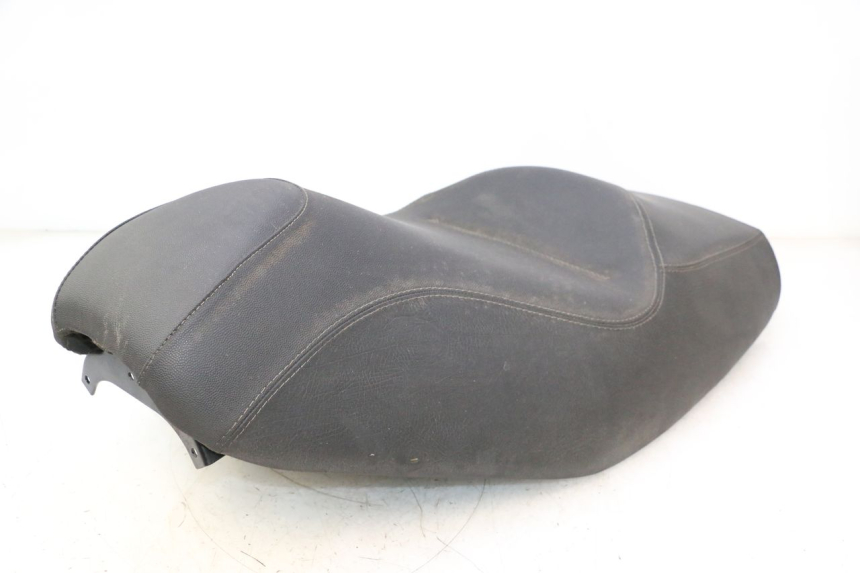 photo de SELLA PIAGGIO MP3 LT 300 (2010 - 2016) - Caratteristiche distintive